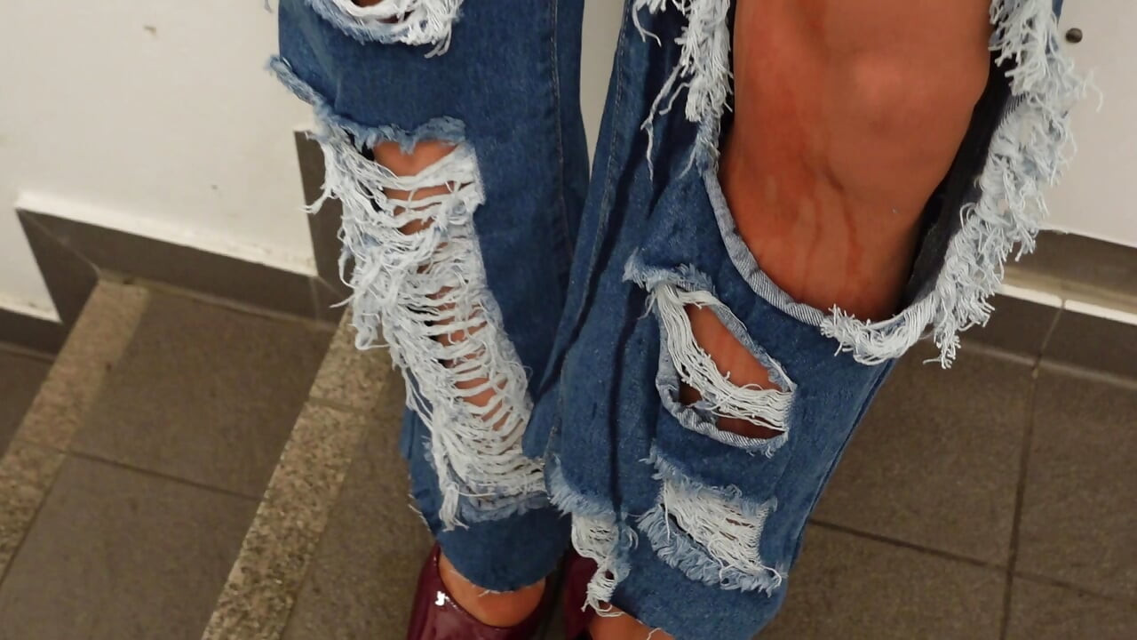 In my sexy ripped jeans I so hard