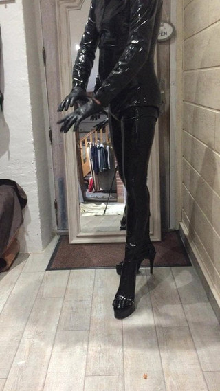 Catsuit de látex