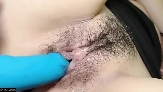 Pelayan pijat yang menawan dan senyum