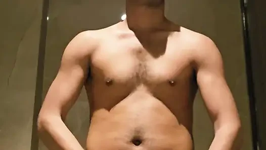 Hintli seksi oğlan masterbate