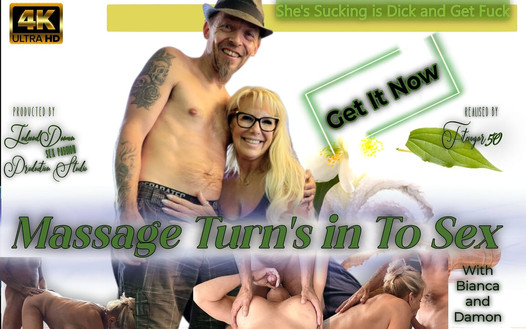 Massage, wird zum sex - sie lutscht ist schwanz und wird gefickt