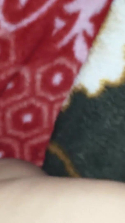 เลียหีโคลสอัพและเย็ดอย่างมันส์กับลูกพี่ลูกน้องสาว | คลิป 1