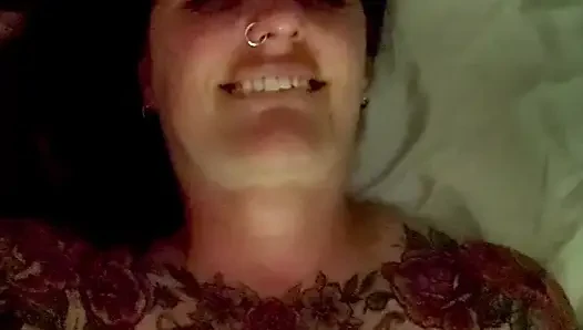 Masturbasi dan crot banyak banget di tengah malam