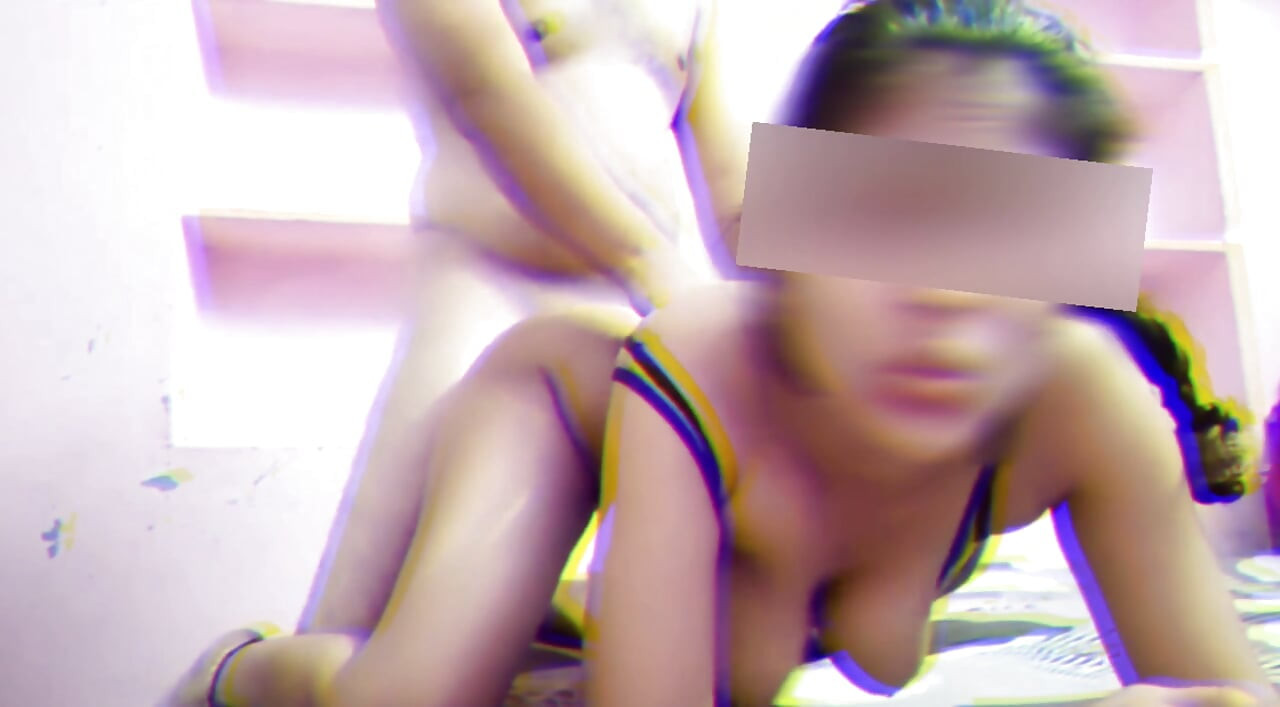 INDIA HERMANASTRA Y HERMANASTRO EN SEXO HARDCORE