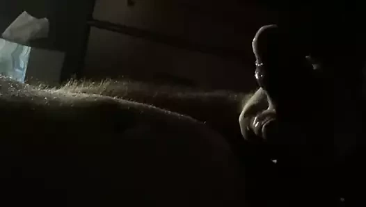 okşayarak ve sağladım