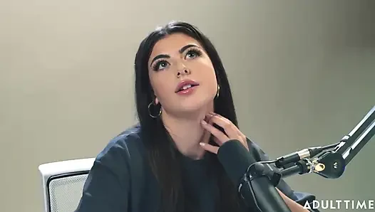 Profesyonel bir dominatrix olmak Gal Ritchie'nin beklediği şey değil!  Adult Time Podcast