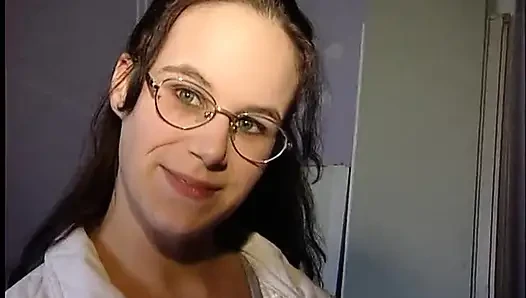 Amateur brunette teen sucks big cock and gets doggystyled