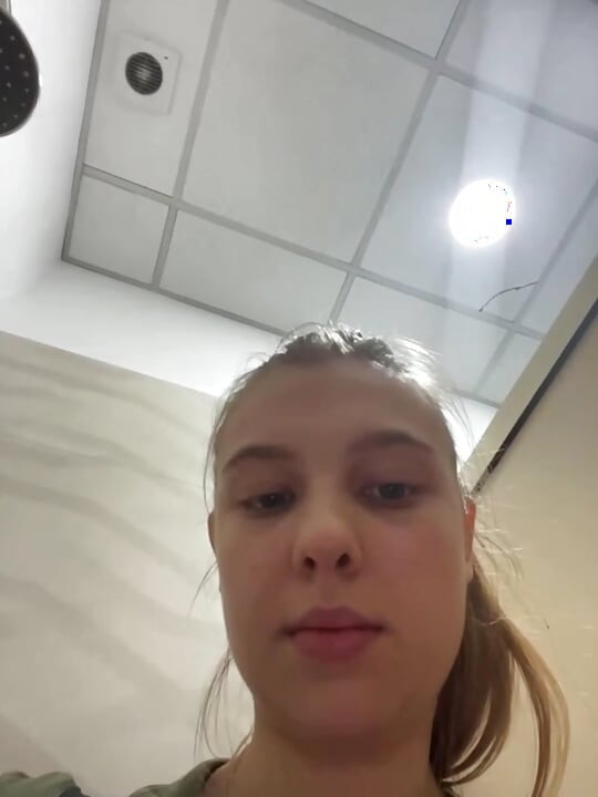 Extreme Squirting in the public gym with jucielussie