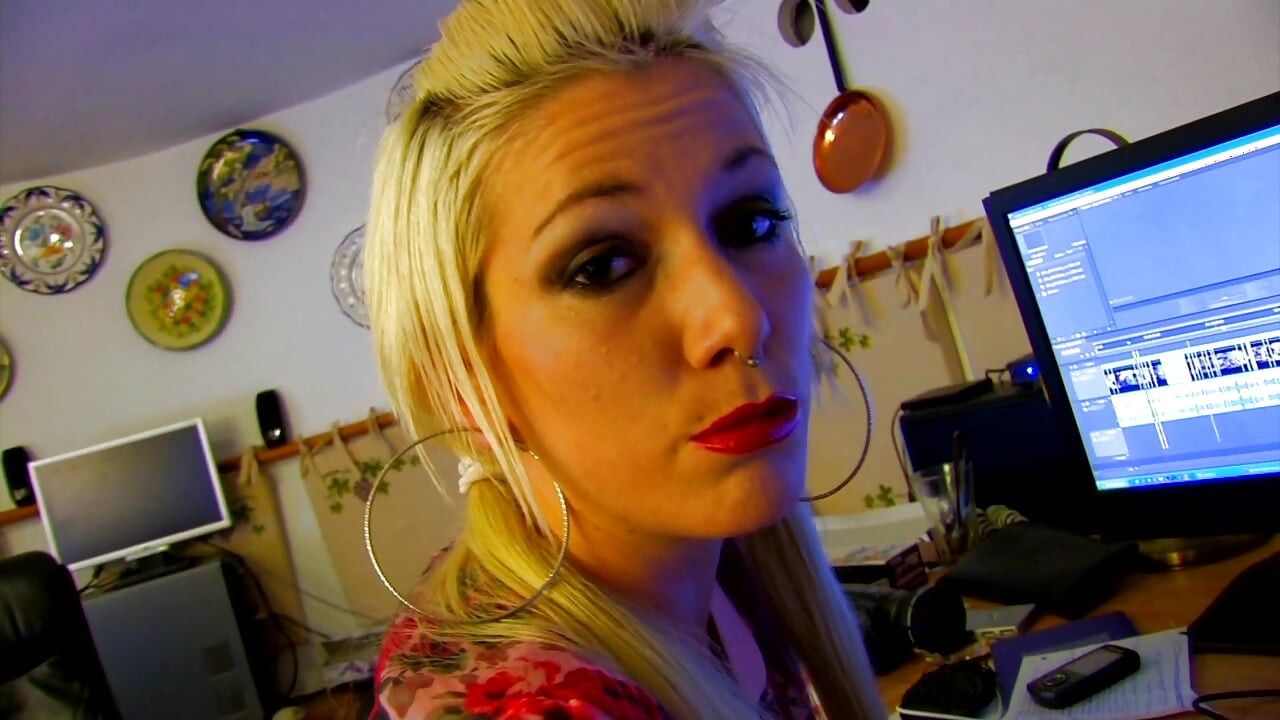 Ramming French whore in her asshole