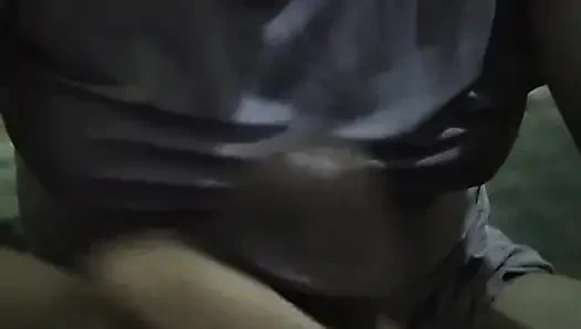 Angel пытается соблазнить соседа на измену