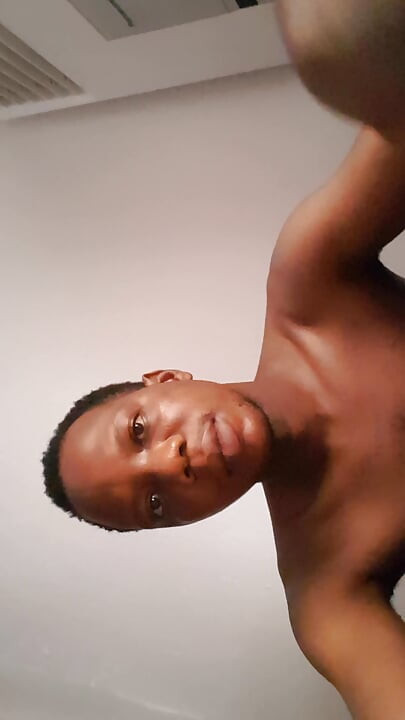 ต้องการนายและนายหญิง