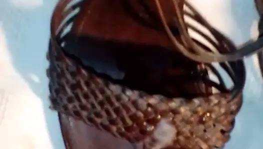 Cumshot venida en tacones cafes de mi prima