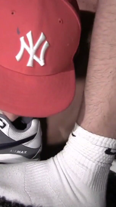 SketBoy.com - Young Guy Meets Empty Balls Foot Fetish | Clip 1