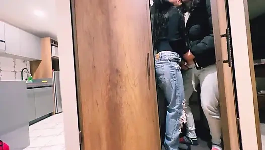 Мы потрогали в чулане до приезда ее мужа!!