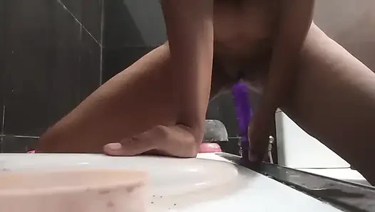 I Want Dick Insade My Tight Pussy so Bad...