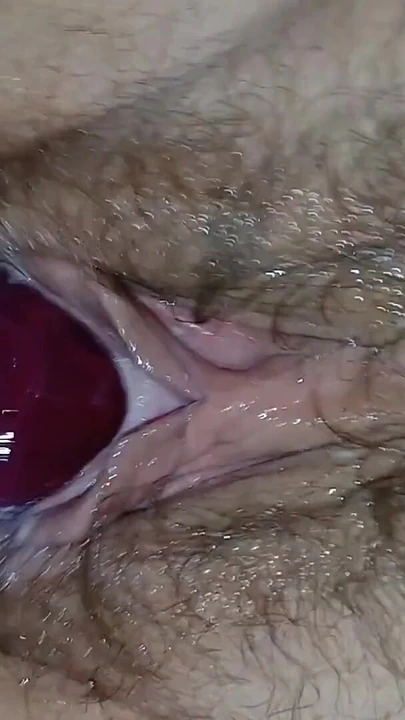 Momen mendebarkan dari "dildo ungu 28cmku ngentot aku sampai aku melebar"