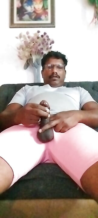 सोफा हलवत
