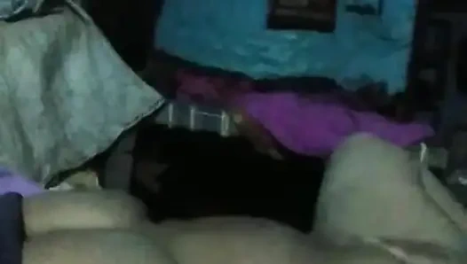 Pelayanku melakukan seks tha