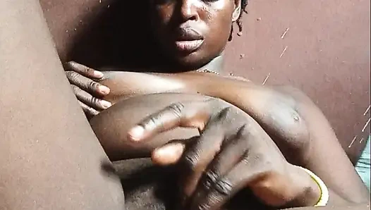 Kpomo amcığım çok kalın