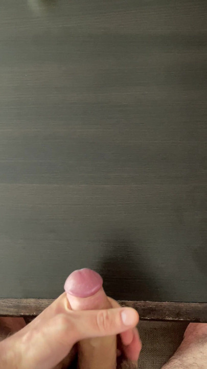 Sprøjtning af sæd på bordet