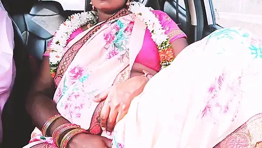 Video rekaman seks tante seksi india dengan kain sosis pink lagi asik ngentot sama teman laki-lakinya sendiri Telugu Firty Talks.