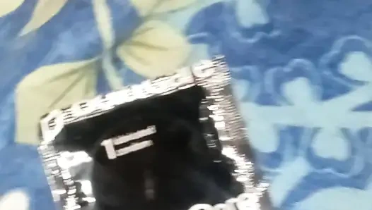 Alman edepsiz tina büyük yaraklı büyük zenci yarağı ve gırtlağına kadar alıyor