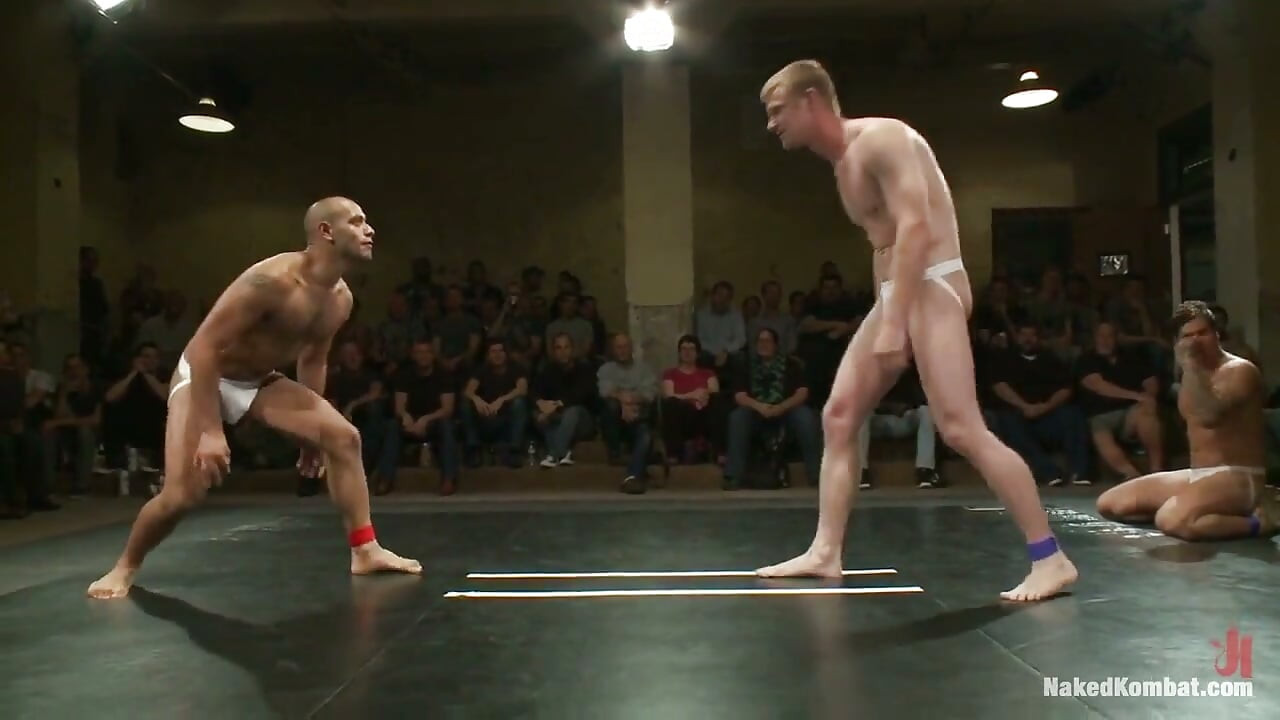 Intense Live Tag-team Match!