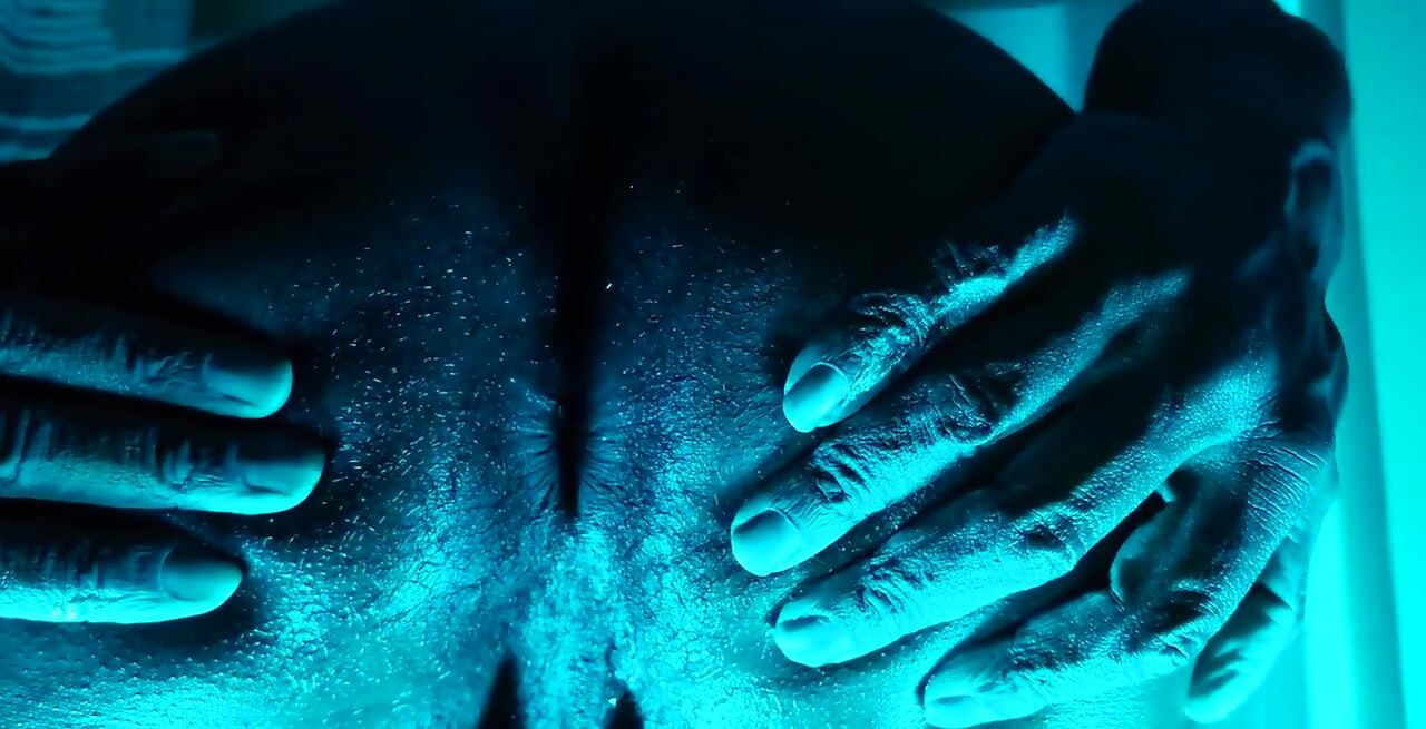Obožavanje Guzice Aleluja Johnson, Dr. Manhattan Razbij Znoj