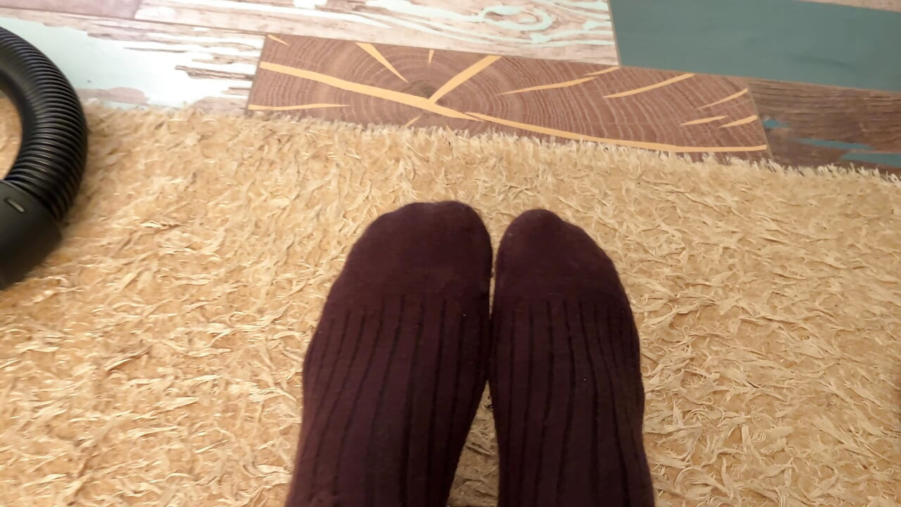 Earl Smile Dark Brown Ribbed Socks Fetish - Bedroom Solo