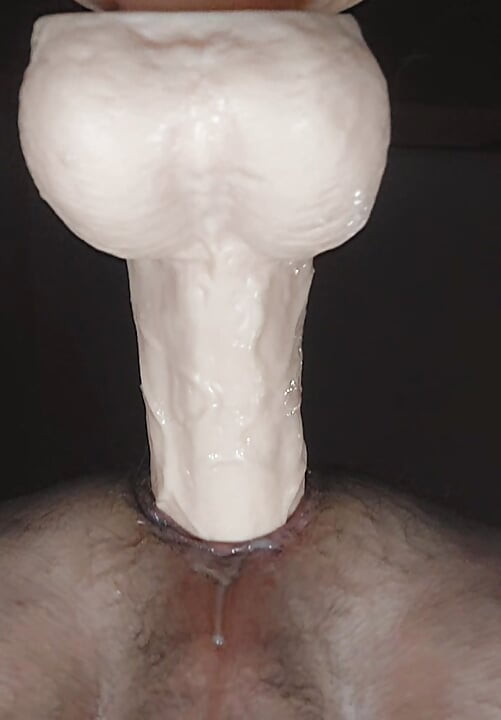Big Cock for sloppy and farting ass