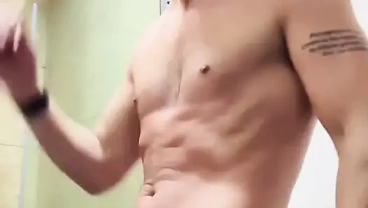 Sonunda kendimi okşuyorum