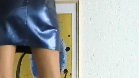 Seksi Alman sarışın bebekler solo sahnede amını ovuyor