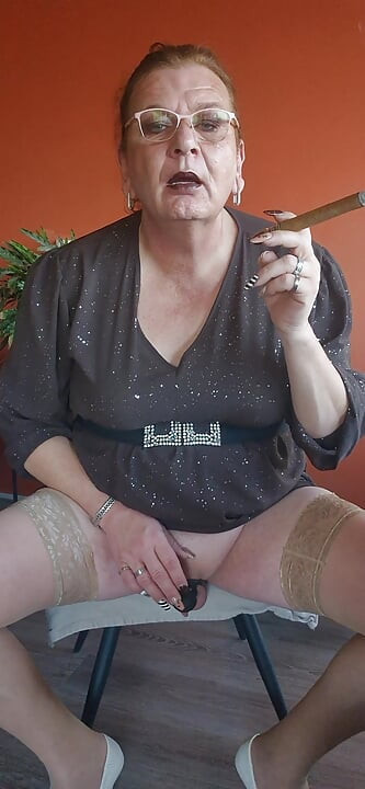 Desfrutando um charuto