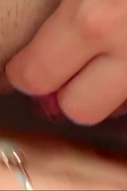 Tutti i tipi di ragazze lesbiche adorano le sforbiciate