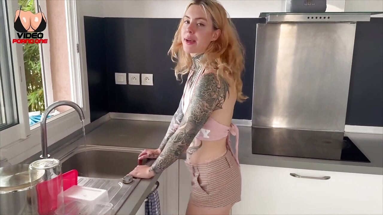 Dismantle Me in the Kitchen, My Husband Isn't Coming Home Today, We Have Time!