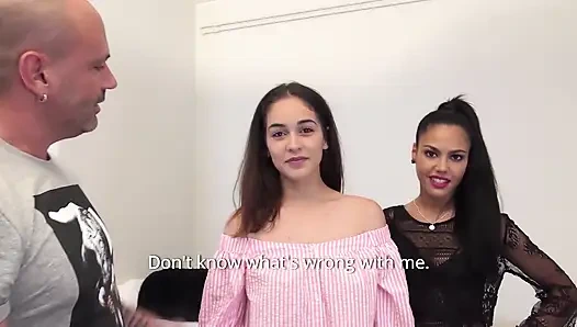 Бурные крошки-брюнетки пожирают киску в диком тройничке