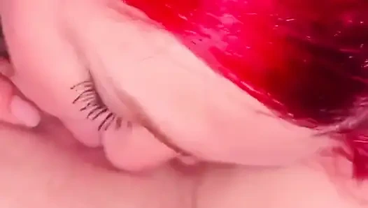 Лесбиянка лижет Pinkpussy