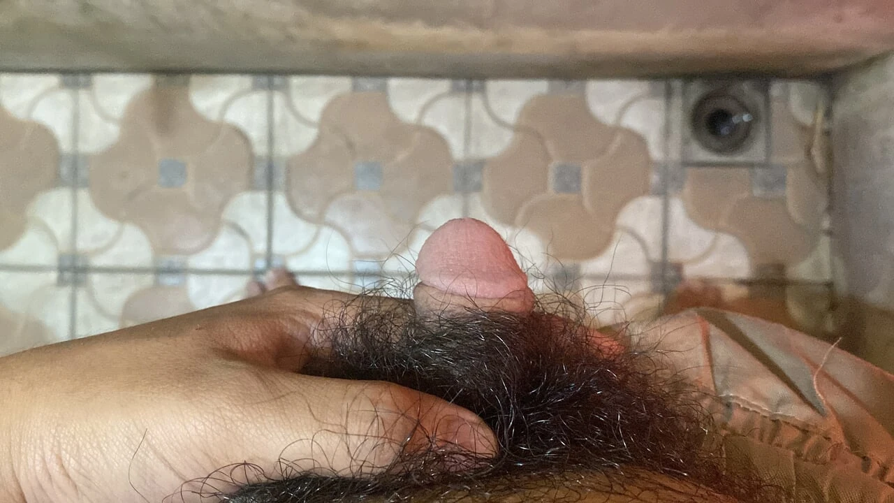 我在我前任的浴室里自慰