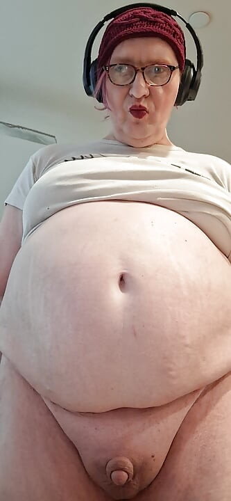 Princess Udders' Vigorous Prostate Milking