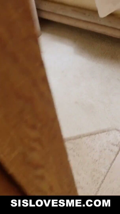 Horny Step Sis Has A Perfect Ass & Stepbro Can't Keep His Hands Away From It - SisLovesMe | Clip 2