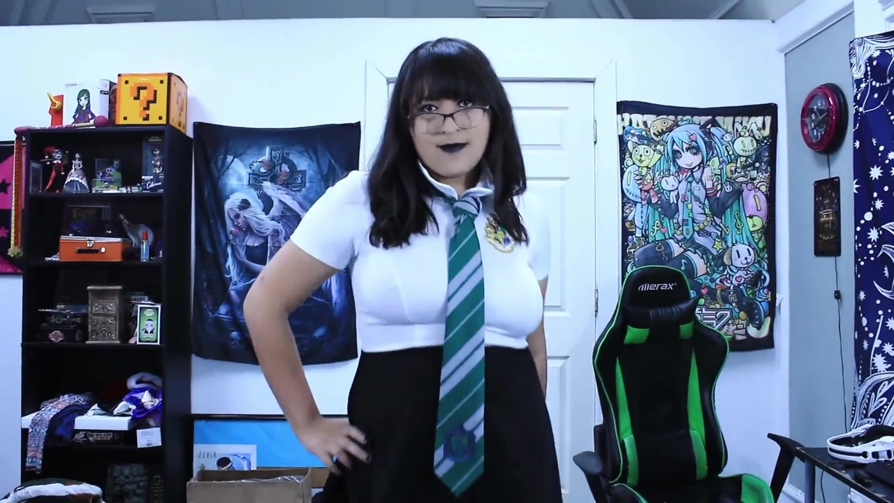 Slytherin Slut Sucks & Fucks for Points