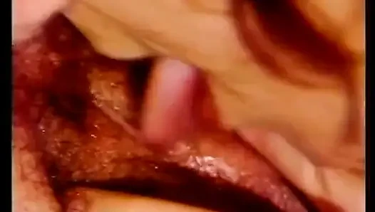 Retro-lesbenfick mit zwei reifen