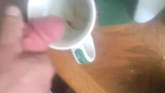 Kendi doğal sperm kahvemi krem ​​sürme.mov
