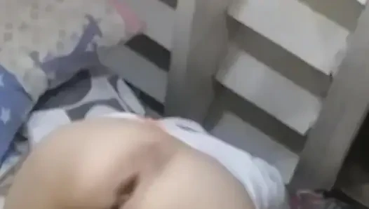 Son kısmı amcığını daha fazla yememi istiyor