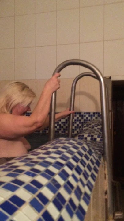 married slut with a working pussy
