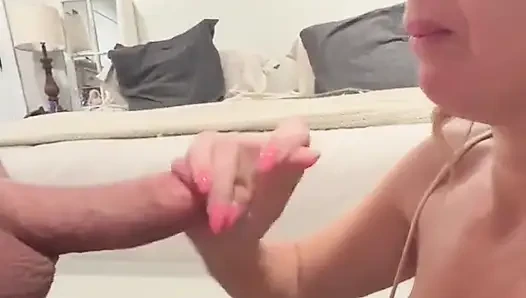 PAWG Ev Hanımı Yarak Seviyor