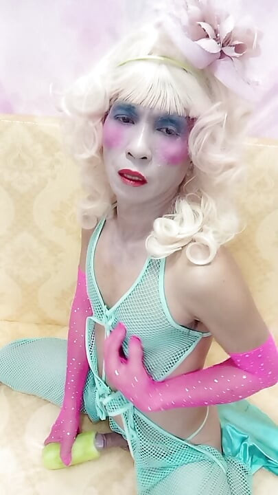 Shemale pear num vídeo de compilação pornô sexy