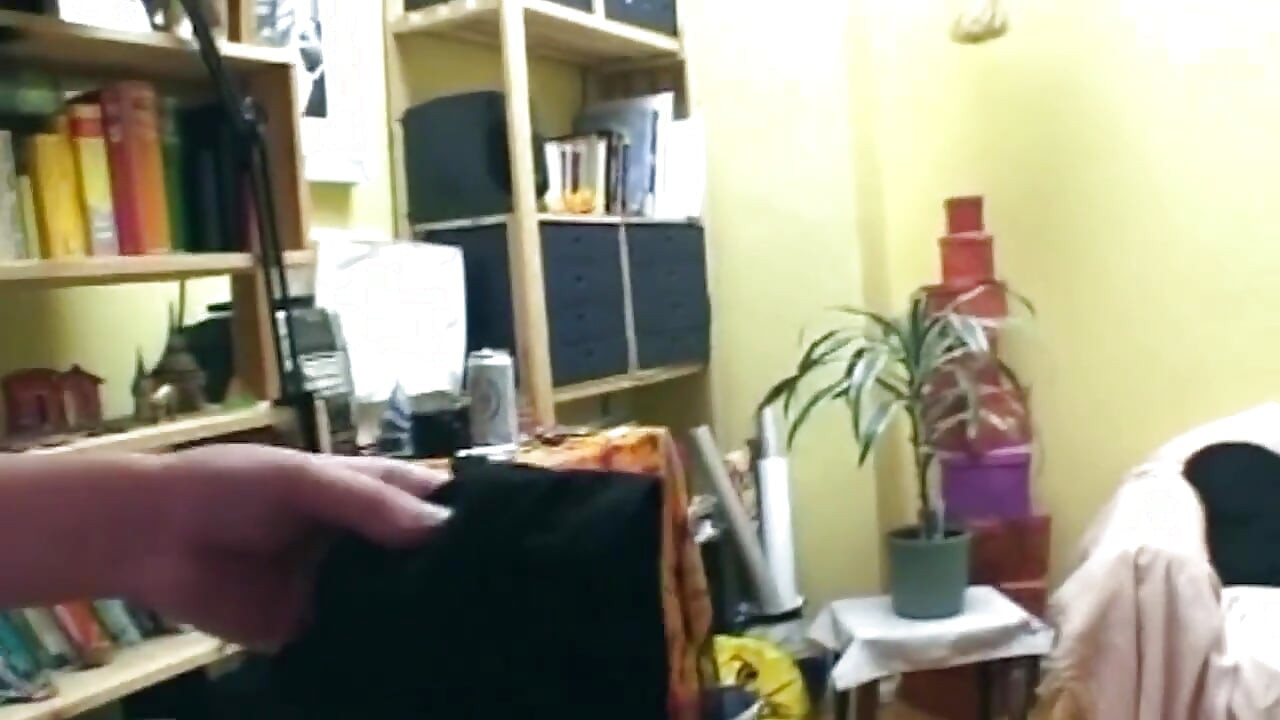 Sarışın kadının vücuduna taze döl yayıyor