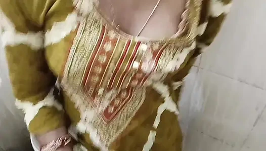 Kakak ipar india yang super semok bergabung sama devar di kamar mandi - seks terlarang dengan erangan keras"