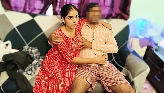 Büyük üvey kız kardeş bana tam Hintçe seks videosunda yardım etti